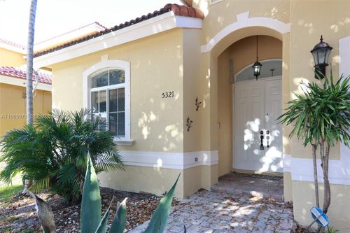 5321 Sw 130th Ter, Miramar, FL, 33027-5412 | Card Image