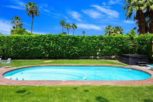 578 E Desert Willow Cir, Palm Springs, CA, 92262-2223 | Card Image