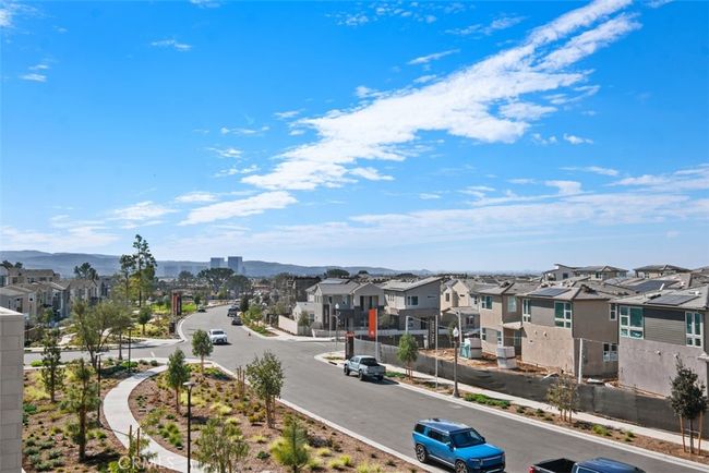 125 Seep, Condo with 4 bedrooms, 4 bathrooms and 2 parking in Irvine CA | Image 32