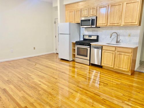 2r-327 Central Ave, JC, Heights, NJ, 07307 | Card Image