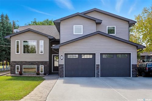 101 6th Ave W, Watrous, SK, S0K4T1 | Card Image