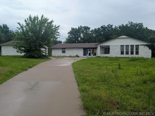 156 County Road 3237, Bartlesville, OK, 74003-7166 | Card Image
