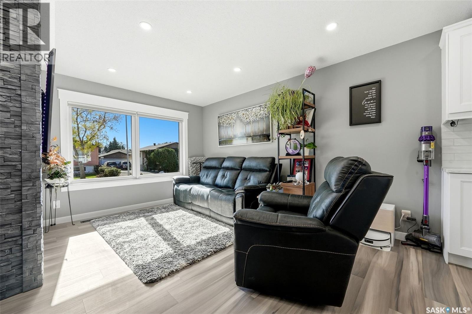 Residential in Regina 4