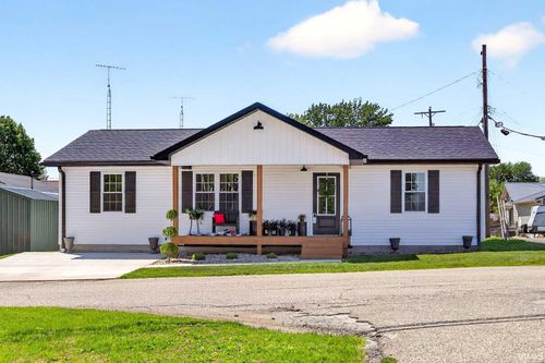 111 O St, Bedford, IN, 47421-1713 | Card Image