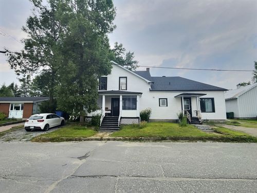 11 Rue St-Jean-Baptiste E, Lorrainville, QC, J0Z2R0 | Card Image