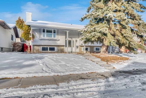124 Deercrest Close Se, Calgary, AB, T2J5T3 | Card Image