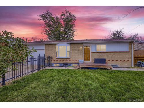 7836 Vallejo St, Denver, CO, 80221-4238 | Card Image