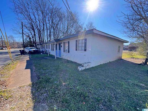 1623 18th Street Ensley, BIRMINGHAM, AL, 35218-2005 | Card Image