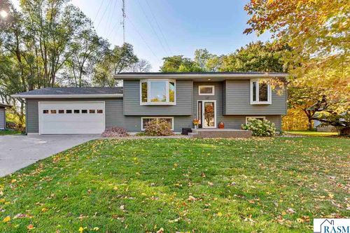 145 Mary Cir, North Mankato, MN, 56003-1945 | Card Image