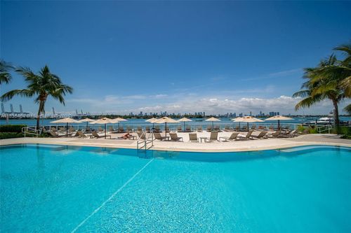 apt-438-910 West Ave, Miami Beach, FL, 33139-5238 | Card Image