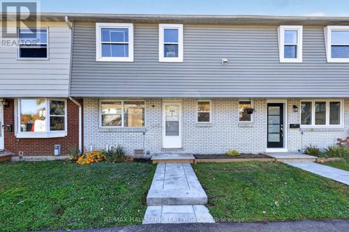 44-660 Hochelaga Street, Ottawa, ON, K1K2E9 | Card Image