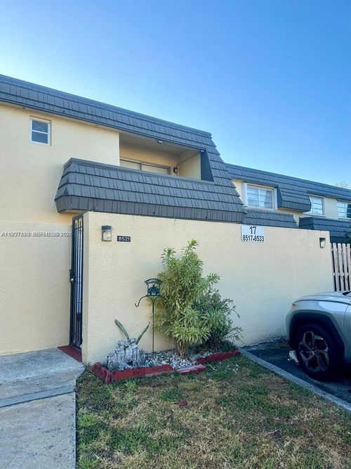 8521-8521 Sw 137th Ave, Miami, FL, 33183-4075 | Card Image