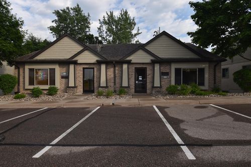 5814 Blackshire Path, Inver Grove Heights, MN, 55076-1677 | Card Image