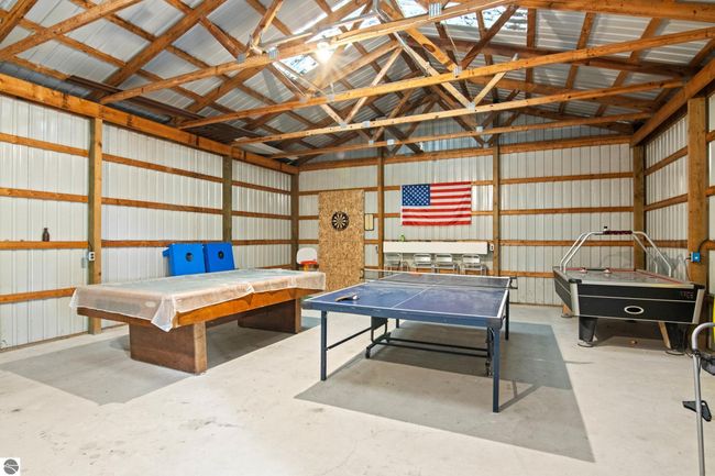 6015 Crystal Beach Rd Nw, House other with 4 bedrooms, 2 bathrooms and null parking in Rapid City MI | Image 30