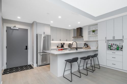 207-22226 Brown Ave, Maple Ridge, BC, V2X4R2 | Card Image