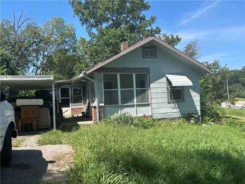 3014 Bellaire Ave, Kansas City, MO, 64129-1115 | Card Image