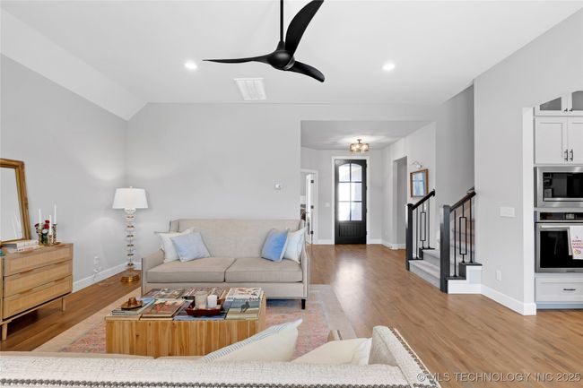 442 E 127 Th Pl S, House other with 4 bedrooms, 3 bathrooms and null parking in Jenks OK | Image 10