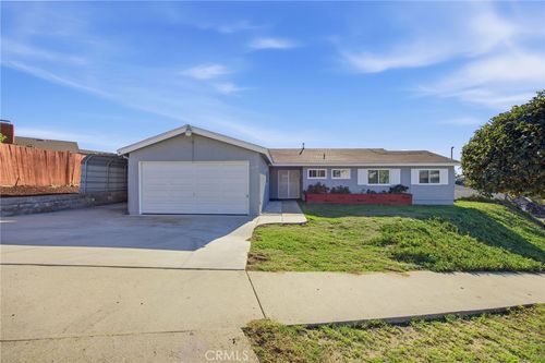 4975 Loris St, San Diego, CA, 92105-3628 | Card Image