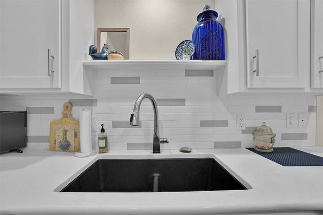 201 Paseo De Vida Loop, Townhouse with 3 bedrooms, 3 bathrooms and null parking in Altus OK | Image 13
