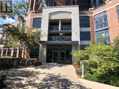 215-60 Heintzman St, Toronto, ON, M6P5A1 | Card Image