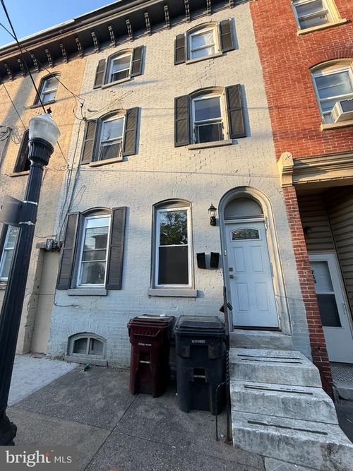 715 W 8th St, WILMINGTON, DE, 19801-1359 | Card Image