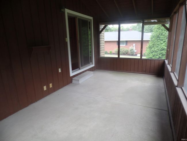 370 Shyla Ln, House other with 3 bedrooms, 2 bathrooms and null parking in Bloomfield IN | Image 16