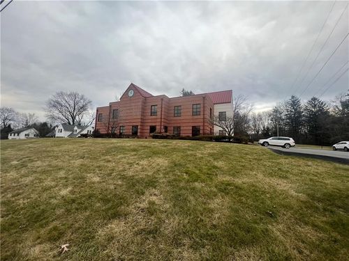 ste-a-2616 Wilmington Rd, New Castle, PA, 16105-1504 | Card Image