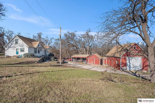 18710 Dutch Hall Road, Bennington, NE, 68007 | Card Image