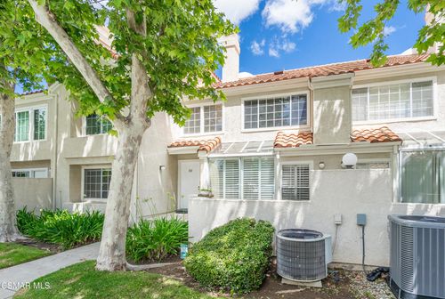 3302-4240 Lost Hills Rd, Calabasas, CA, 91301-5398 | Card Image