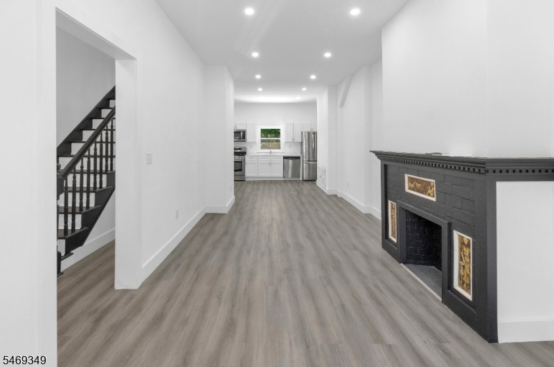 Residential Lease in Newark City 3