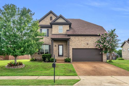 147 Mckain Xing, Hendersonville, TN, 37075-6734 | Card Image