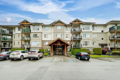 101-2955 Diamond Cres, Abbotsford, BC, V2T2L5 | Card Image