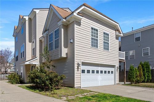 2204 W Berrie Cir, Virginia Beach, VA, 23455-1906 | Card Image