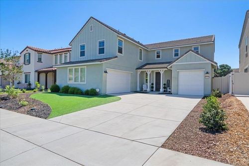 31552 Calle De Las Rosas, Bonsall, CA, 92003-3709 | Card Image