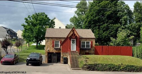 2605 E Main St, Bridgeport, WV, 26330-1882 | Card Image