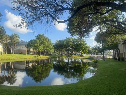 913-9811 Westview Dr, Coral Springs, FL, 33076-2540 | Card Image