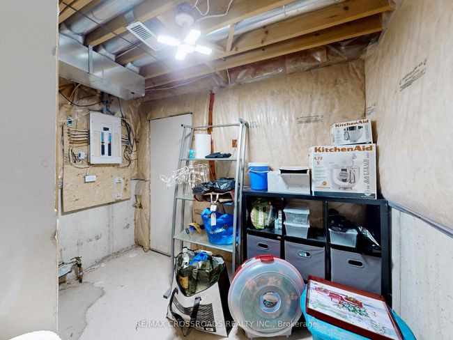1311 Weller Cross, House other with 3 bedrooms, 2 bathrooms and 1 parking in Milton ON | Image 38