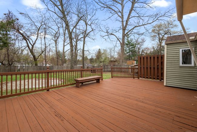934 Matianuck Ave, House other with 3 bedrooms, 1 bathrooms and 4 parking in Windsor CT | Image 17