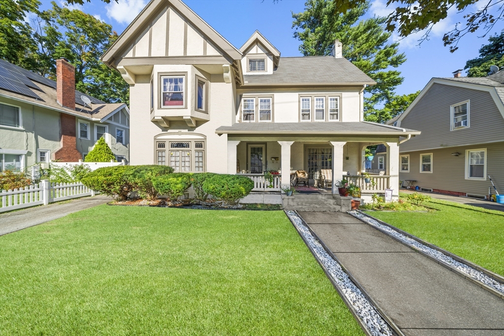Kimberly Ave, Springfield, MA 01108
