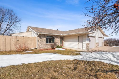 144 6th Ave, Baldwin, WI, 54002-9250 | Card Image