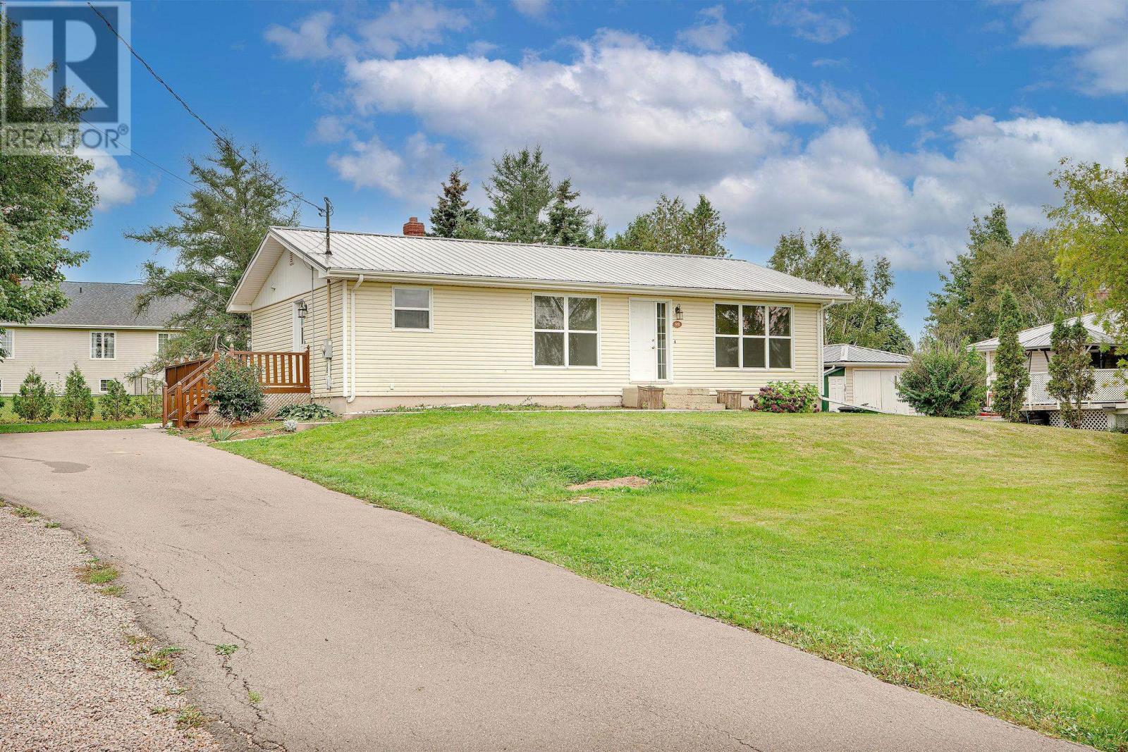 98 Heron Dr, For Sale in Stratford eXp Realty