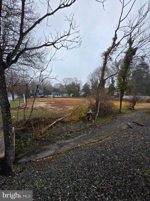 170-172 Route 9, WEST CREEK, NJ, 08092 | Card Image