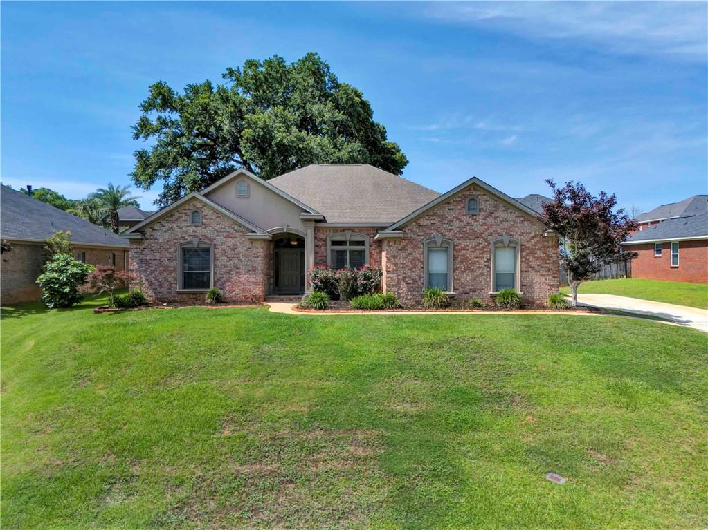 Nottingham Ct, Mobile, AL 36695