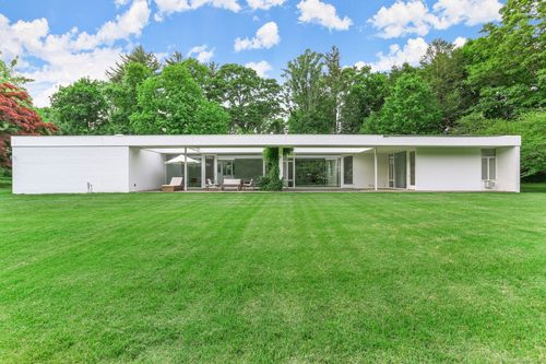 90 Lambert Rd, New Canaan, CT, 06840-3630 | Card Image