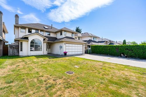 10288 Hall Ave, Richmond, BC, V6X3T9 | Card Image