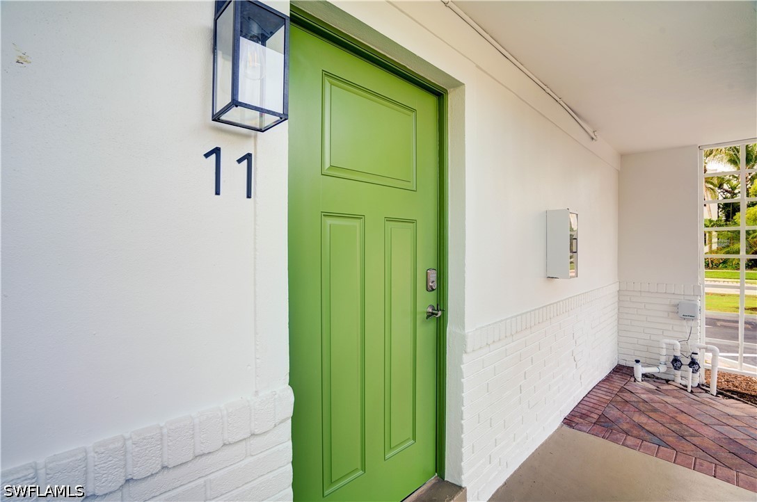Residential in Naples 4