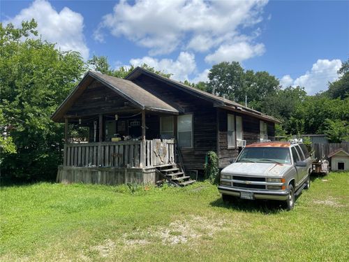 408 Bay Oaks Dr, La Porte, TX, 77571-7010 | Card Image