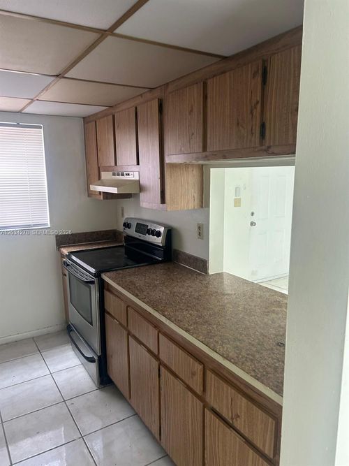 203-1950 N Congress Ave, West Palm Beach, FL, 33401-8207 | Card Image