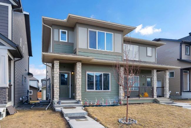 104 Cornerbrook Gate Ne, Home with 4 bedrooms, 3 bathrooms and 2 parking in Calgary AB | Image 2