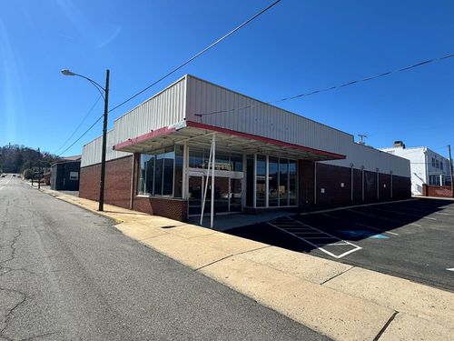 202 W. Grayson St., Galax, VA, 24333 | Card Image